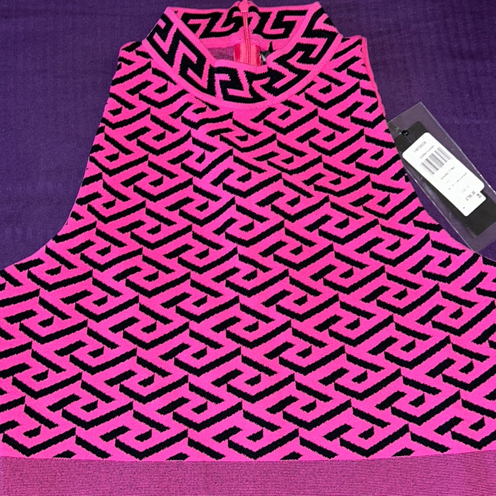 Versace knit crop top ( NEW SEASON )